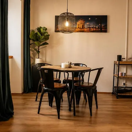 Aparthotel Schmiedtor Hall in Tirol