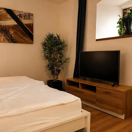Aparthotel Schmiedtor 3*