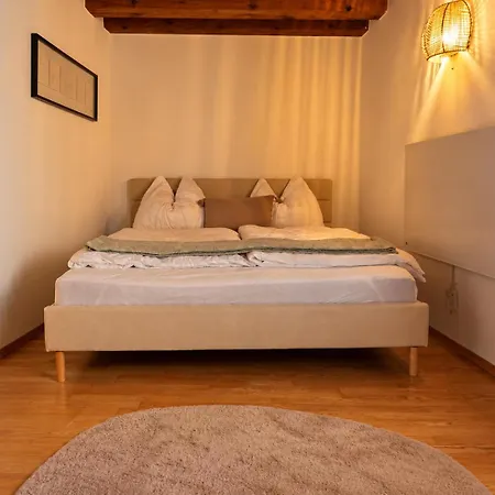 Schmiedtor Aparthotel